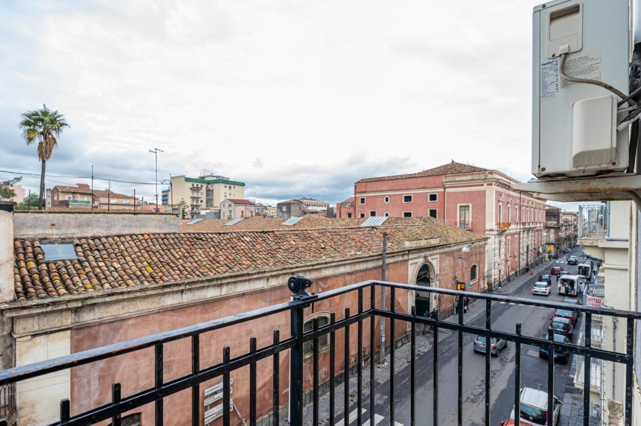 Catania Central And Comfy Apartments Buitenkant foto